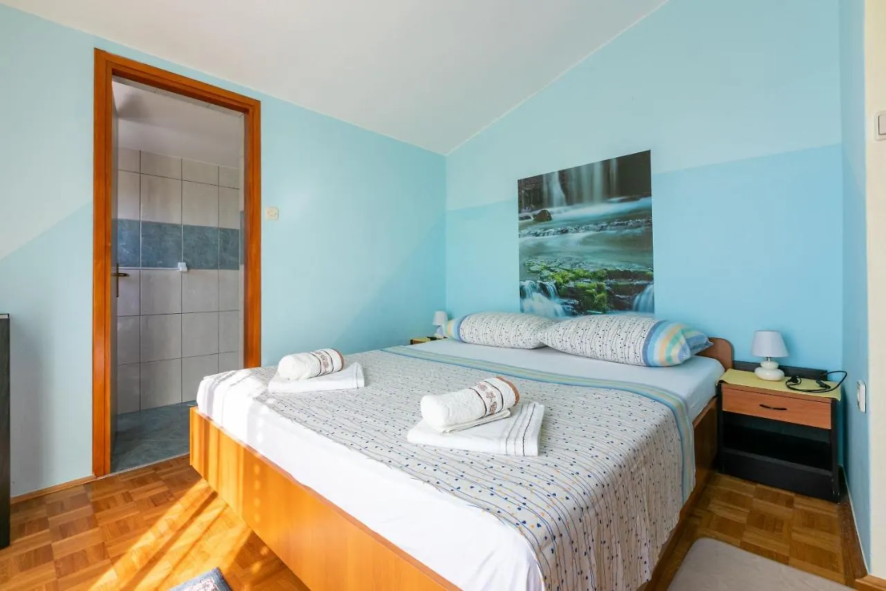 Apartment Nada Mundanije Croatia